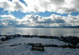 Lake Tahoe California Ski Resorts and Snowboards