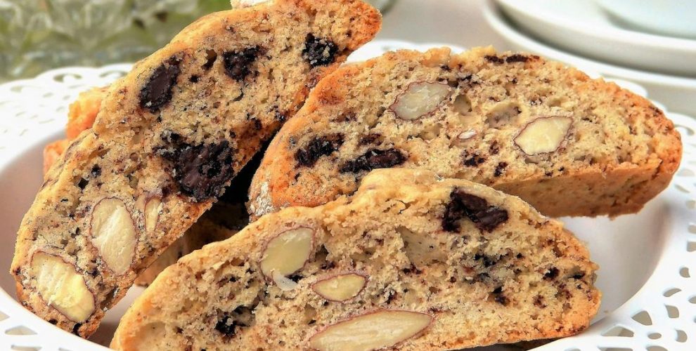 The Tasty Traditional Italian Biscotti Cookies